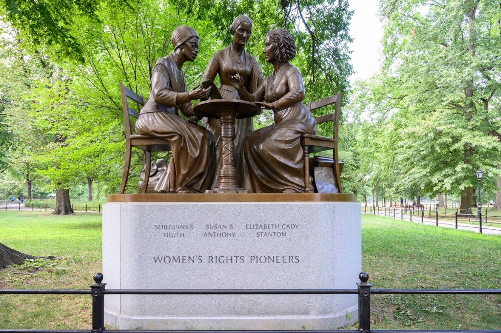 Sojourner Truth impromptu speech at women's convention