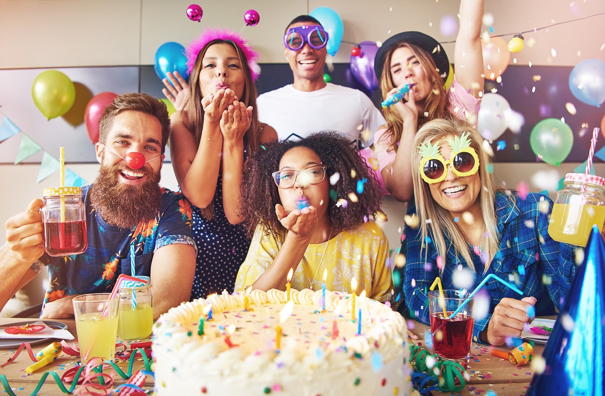 Birthday speech examples to honor the birthday person, often with a dash of humor